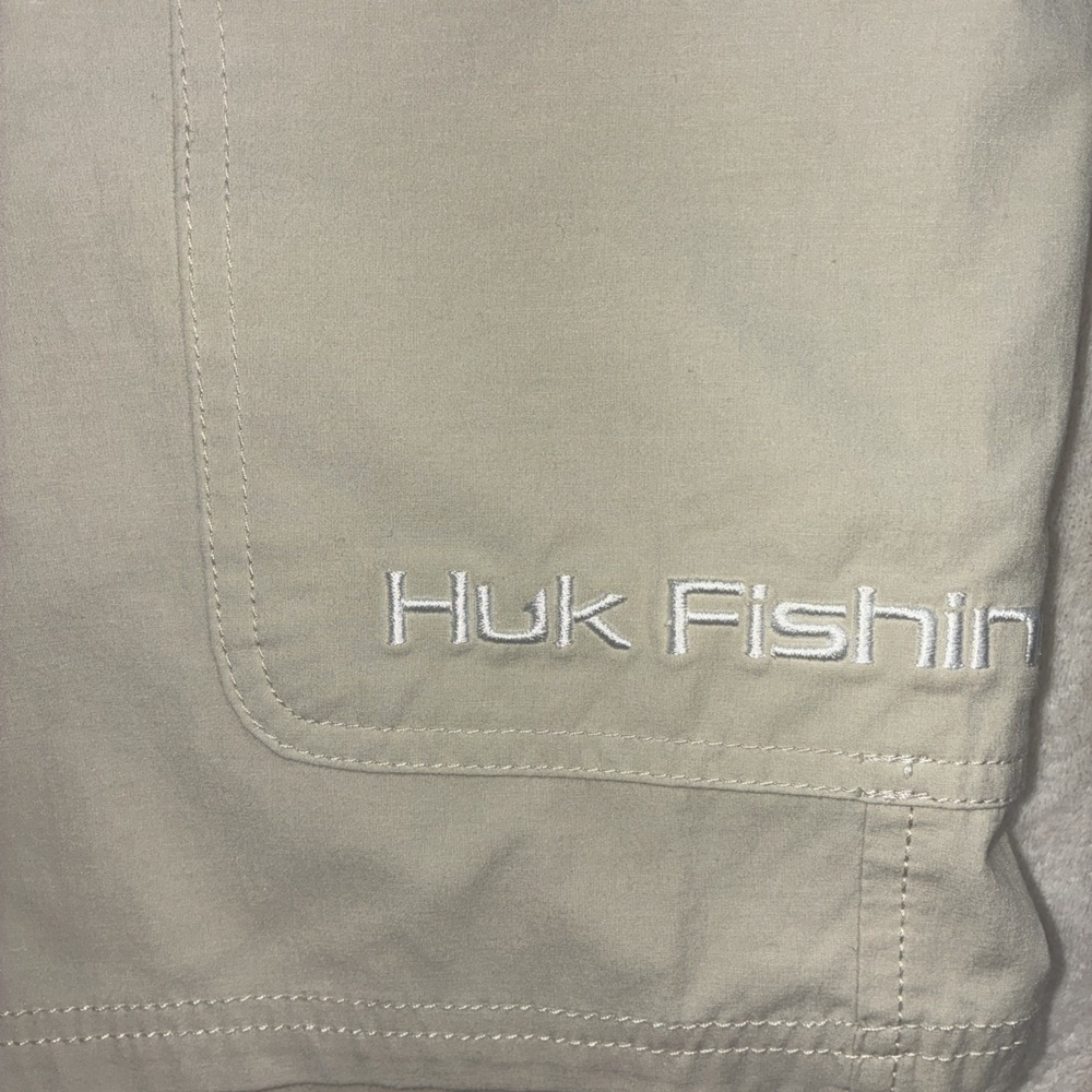 Huk Men's Fishing Board Shorts - Picture 2 of 9